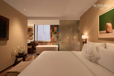 Solace Premier 더블룸 — Silverland Sakyo Hotel